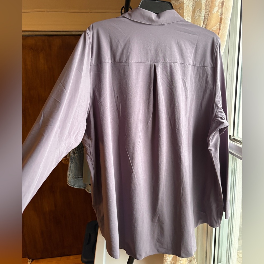 EUC Athleta Urbanite Top 2.0, Button-Down Shirt in Dusk Violet | Women’s Plus 1X - Picture 5 of 16